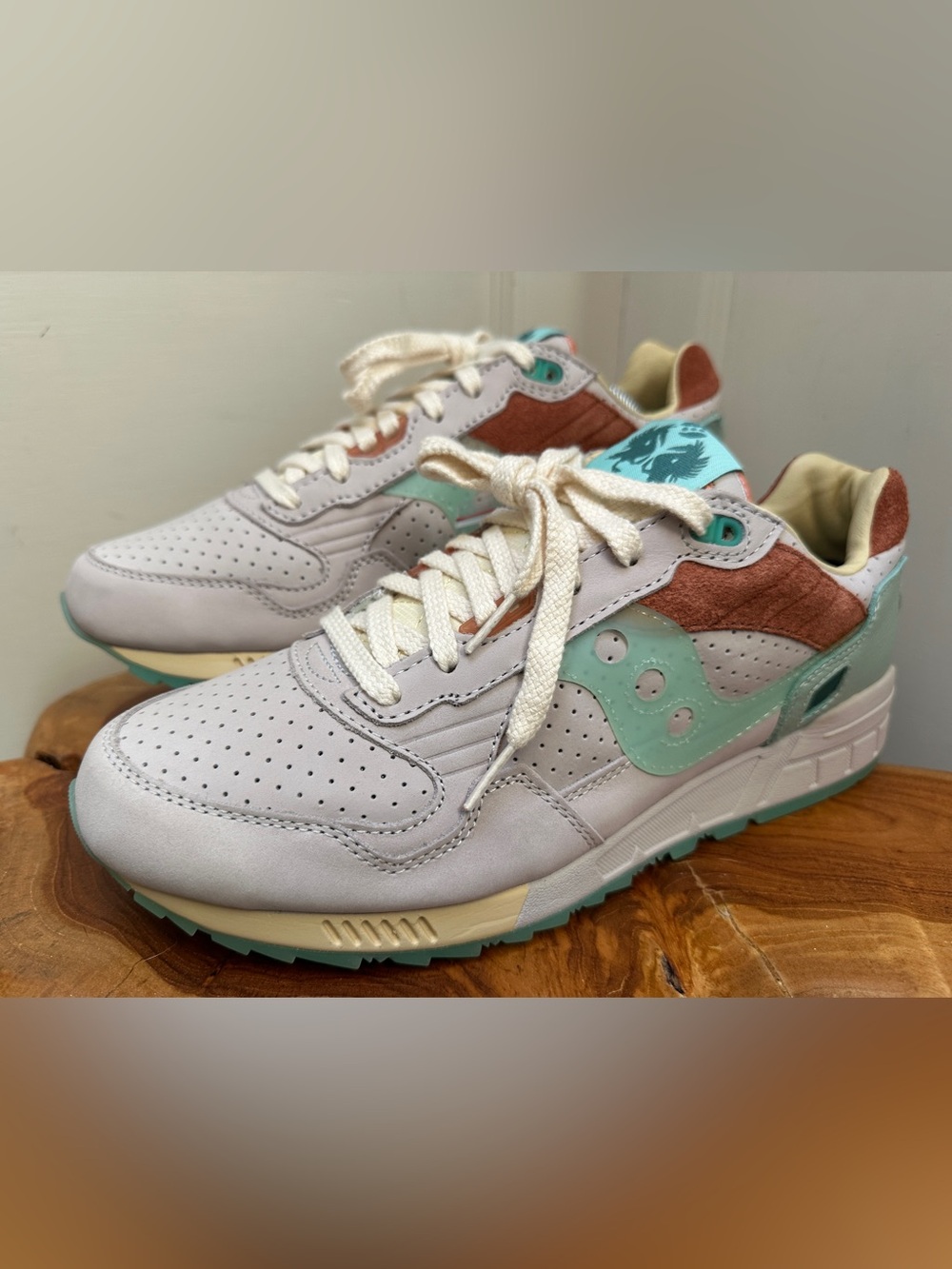 Saucony Shadow 5000 “St. Barth” - Size: US Men’s 11.5